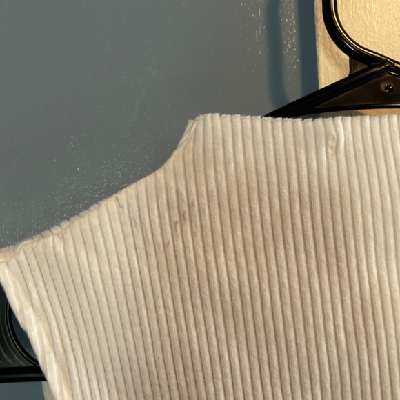 Ribbed Mockneck Tank - Picture 4 of 5